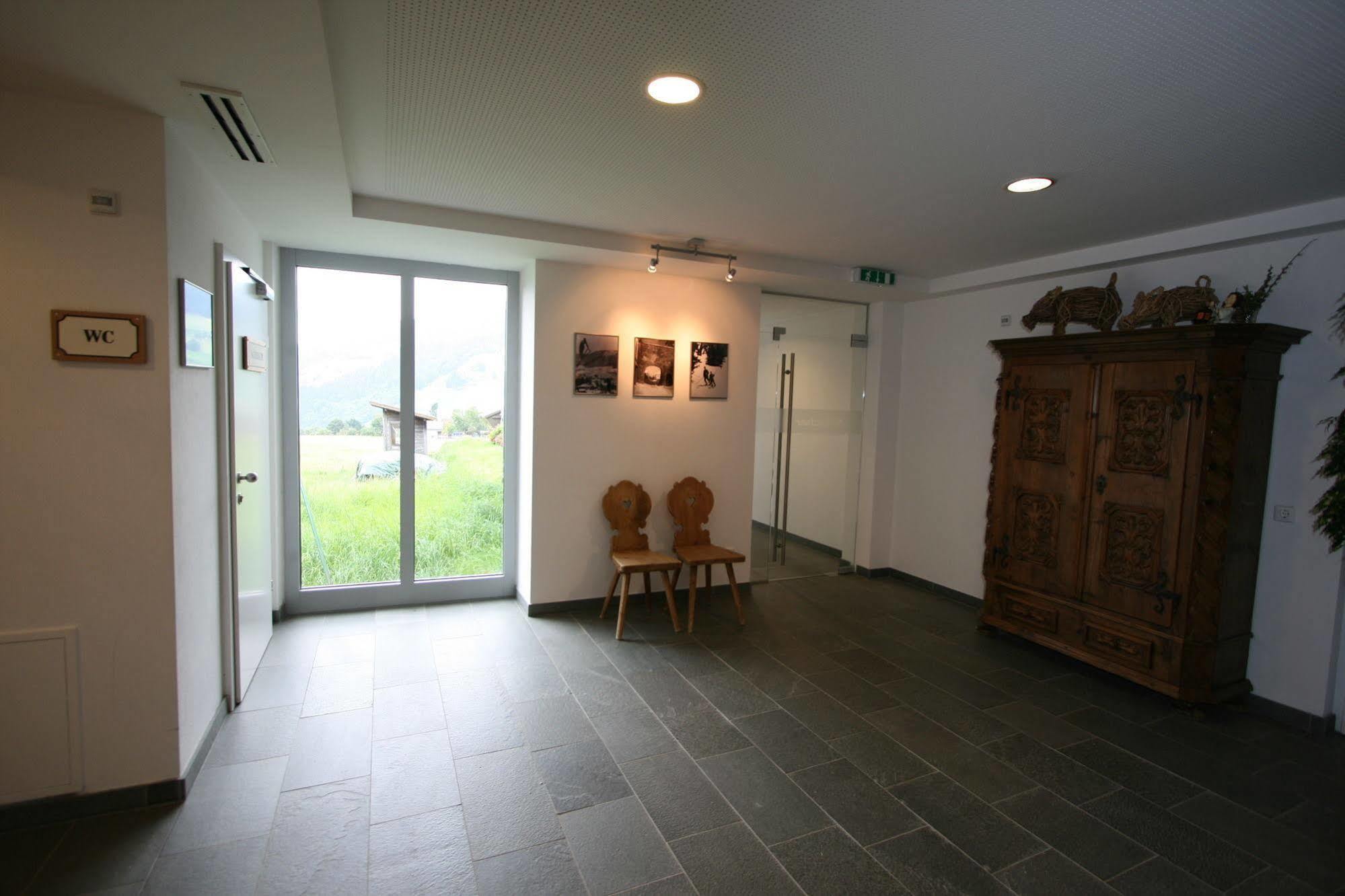 שלאדמינג Aparthotel Tritscher מראה חיצוני תמונה
